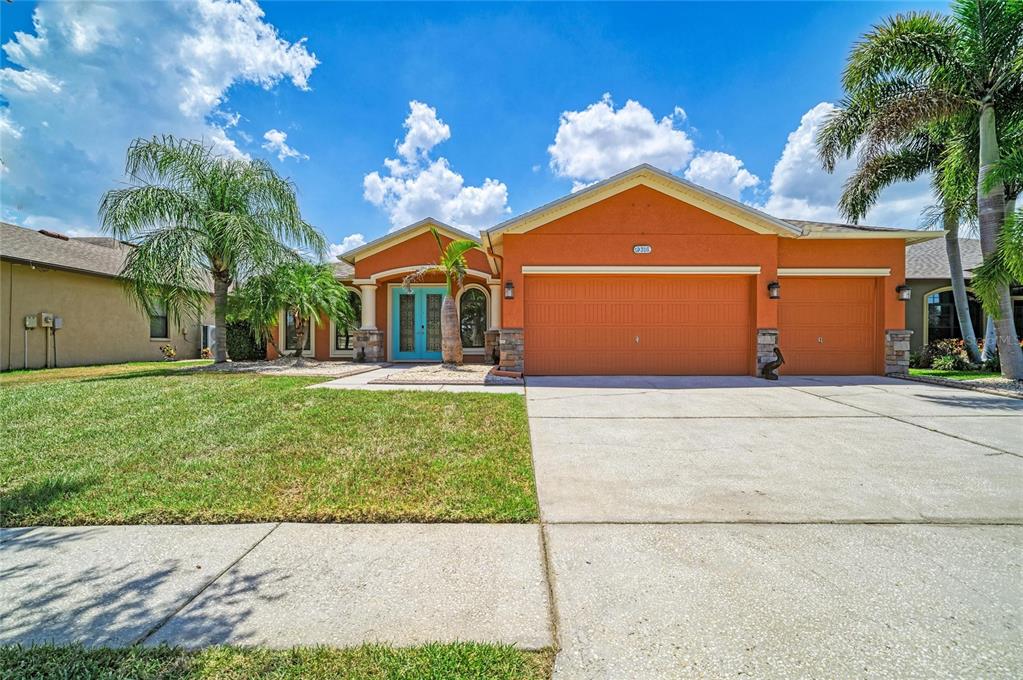 316 Star Shell Drive Apollo Beach, FL 33572 - Photo 4 of 57
