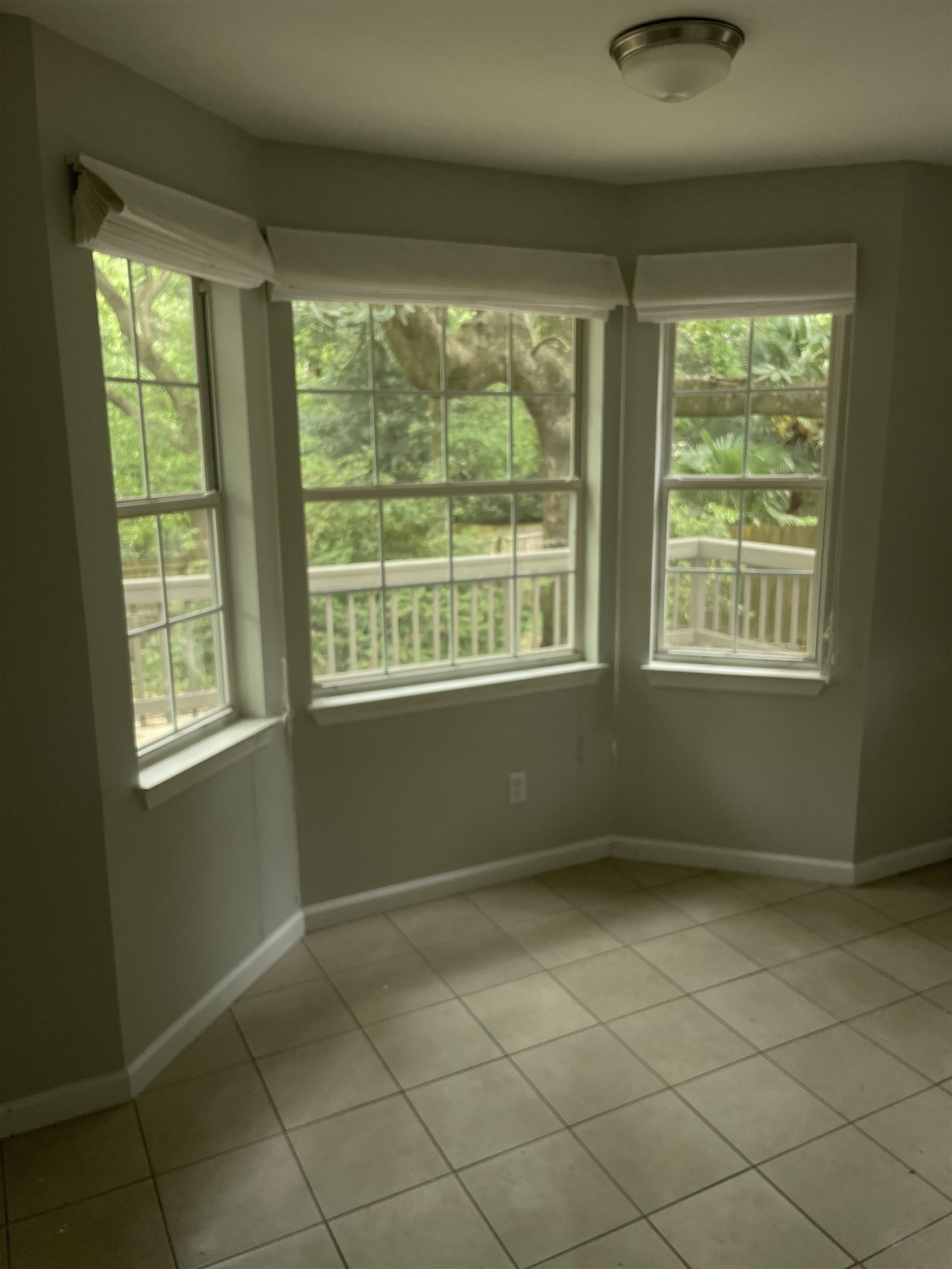 53 Brown Street Fairhope, AL 36532 - Photo 4 of 5 Eat-in Kitchen