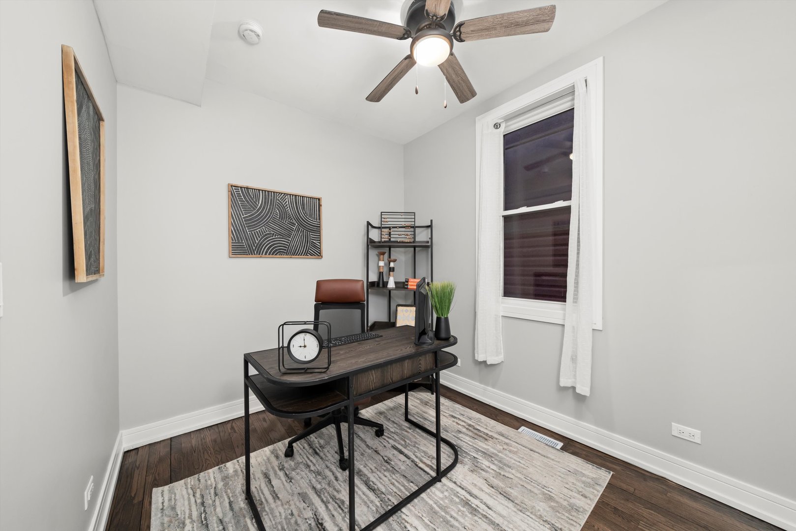 7747 South Rhodes Avenue Chicago, IL 60619 - Photo 16 of 43 Gallery Image 16