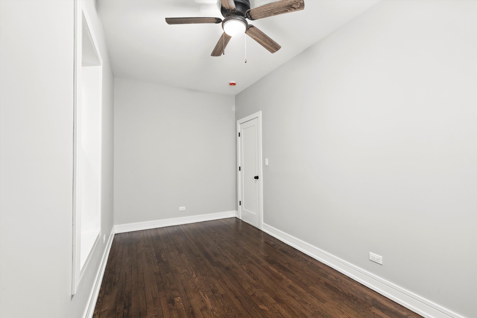 7747 South Rhodes Avenue Chicago, IL 60619 - Photo 19 of 43 Gallery Image 19