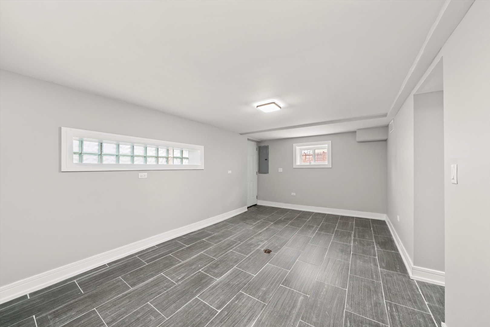7747 South Rhodes Avenue Chicago, IL 60619 - Photo 33 of 43 Gallery Image 33