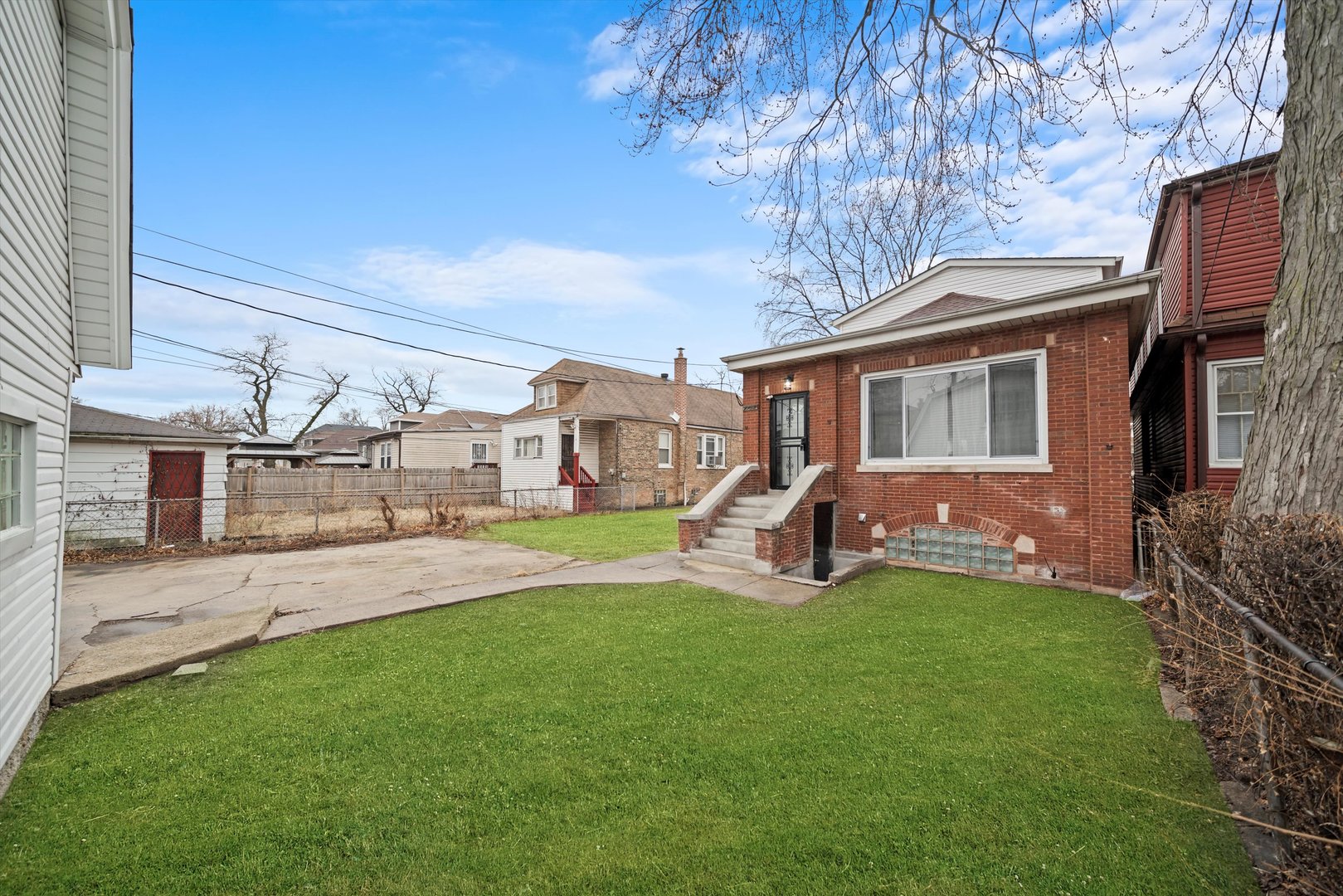 7747 South Rhodes Avenue Chicago, IL 60619 - Photo 39 of 43 Gallery Image 39