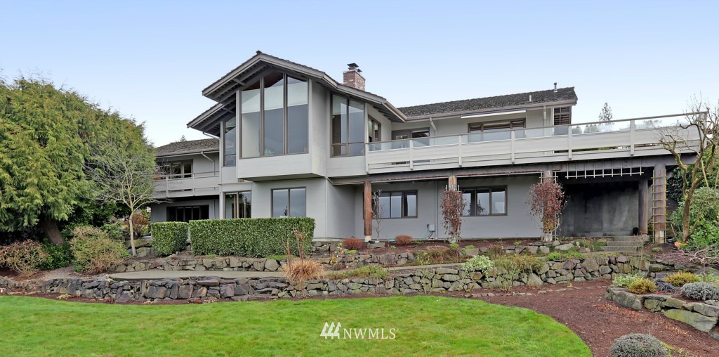 18373 Ridgefield Road Northwest Shoreline, WA 98177 - Photo 1 of 25 Gallery Image 1
