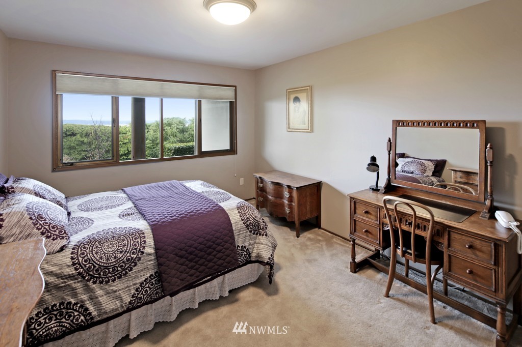 18373 Ridgefield Road Northwest Shoreline, WA 98177 - Photo 16 of 25 Gallery Image 16
