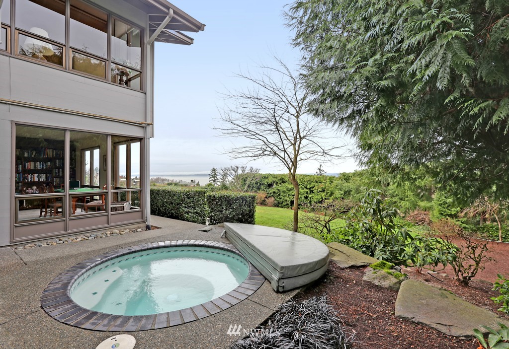 18373 Ridgefield Road Northwest Shoreline, WA 98177 - Photo 21 of 25 Gallery Image 21