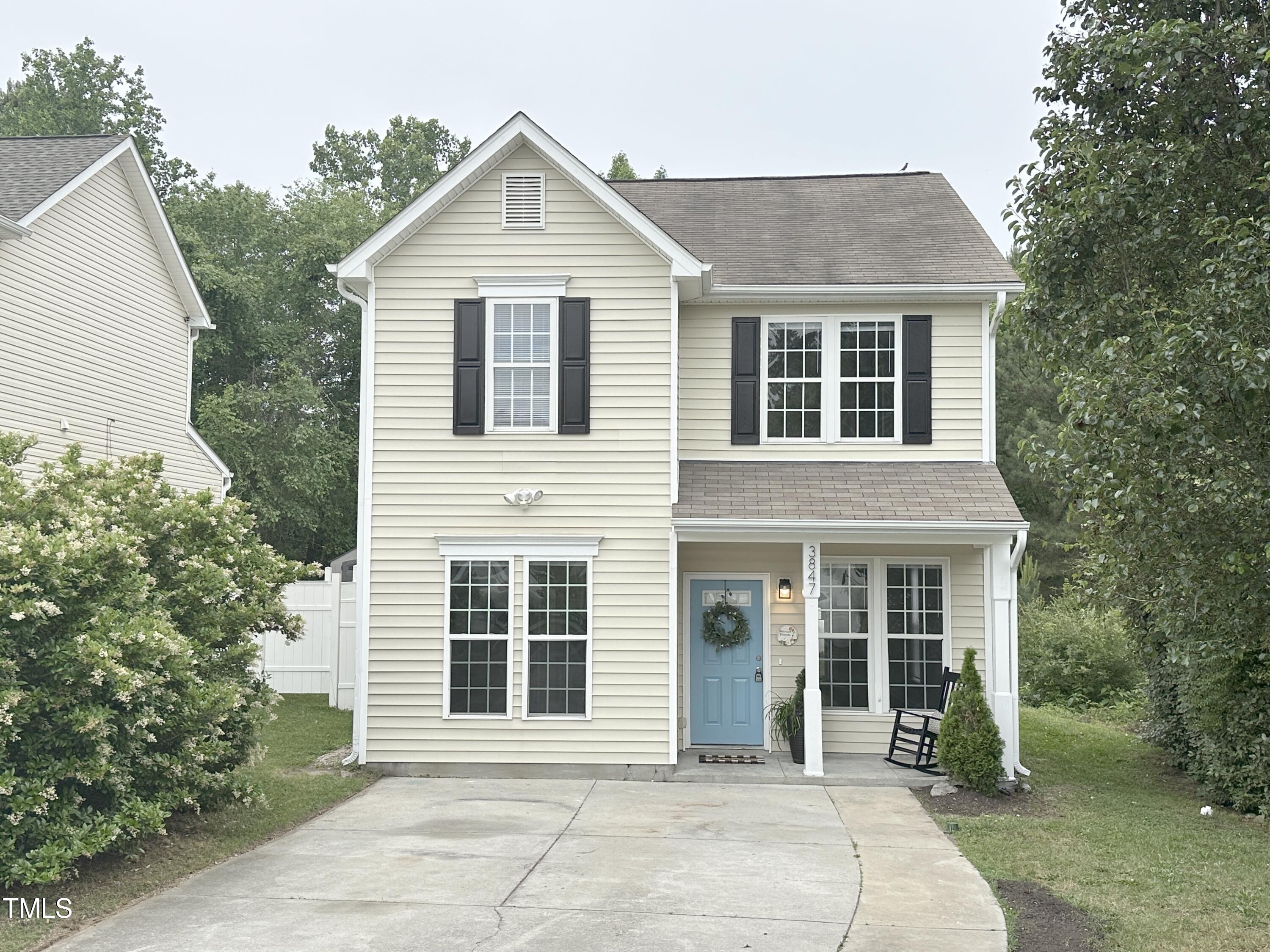 3847 Pin Oak Road Raleigh, NC 27604 - Photo 3 of 22 front view of a house