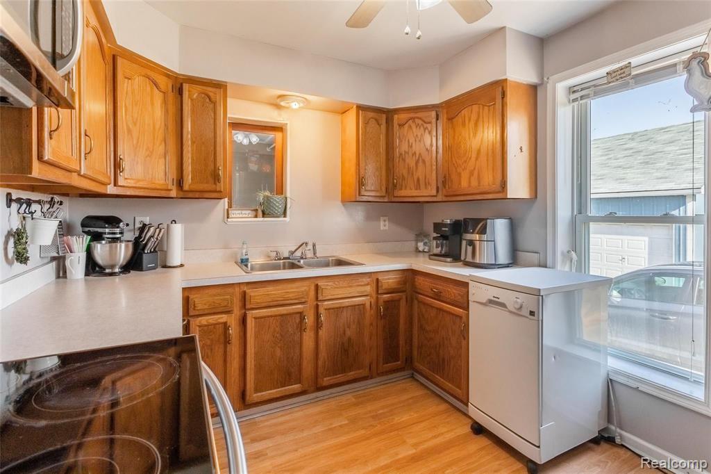 7400 South Custer Road Monroe, MI 48161 - Photo 13 of 26