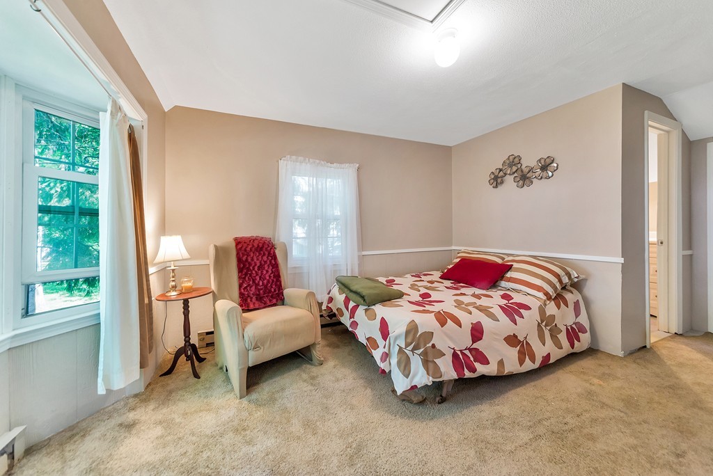 23 Wendover Road Springfield, MA 01118 - Photo 11 of 23