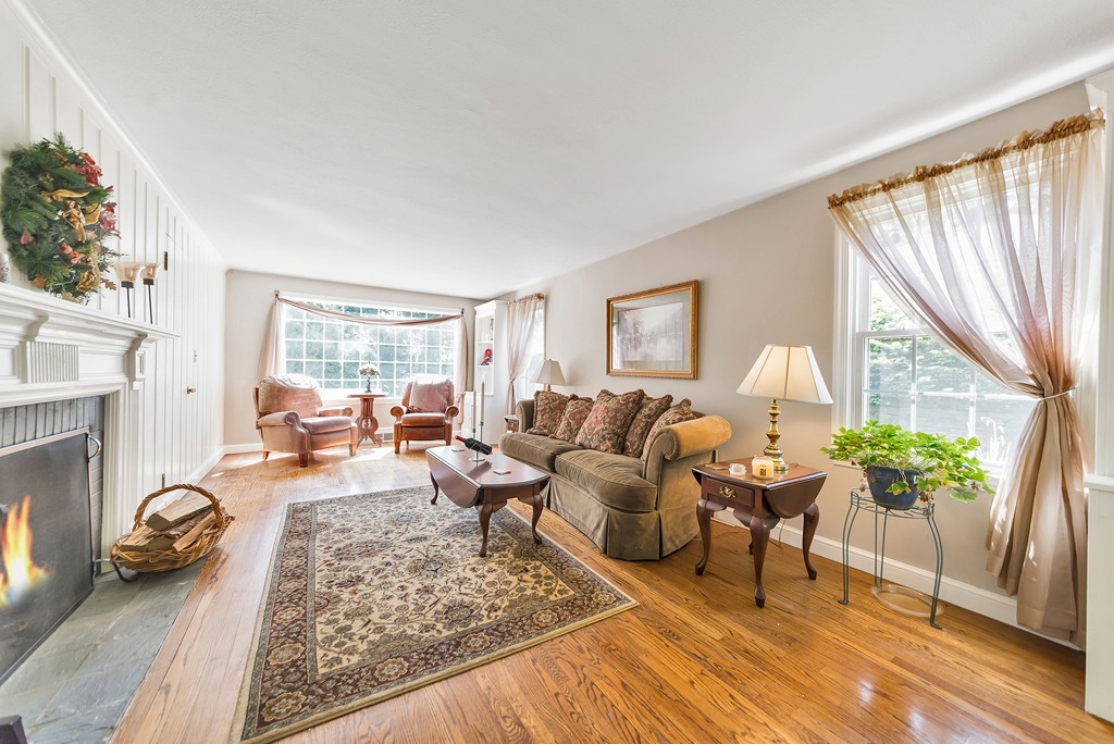 23 Wendover Road Springfield, MA 01118 - Photo 10 of 23