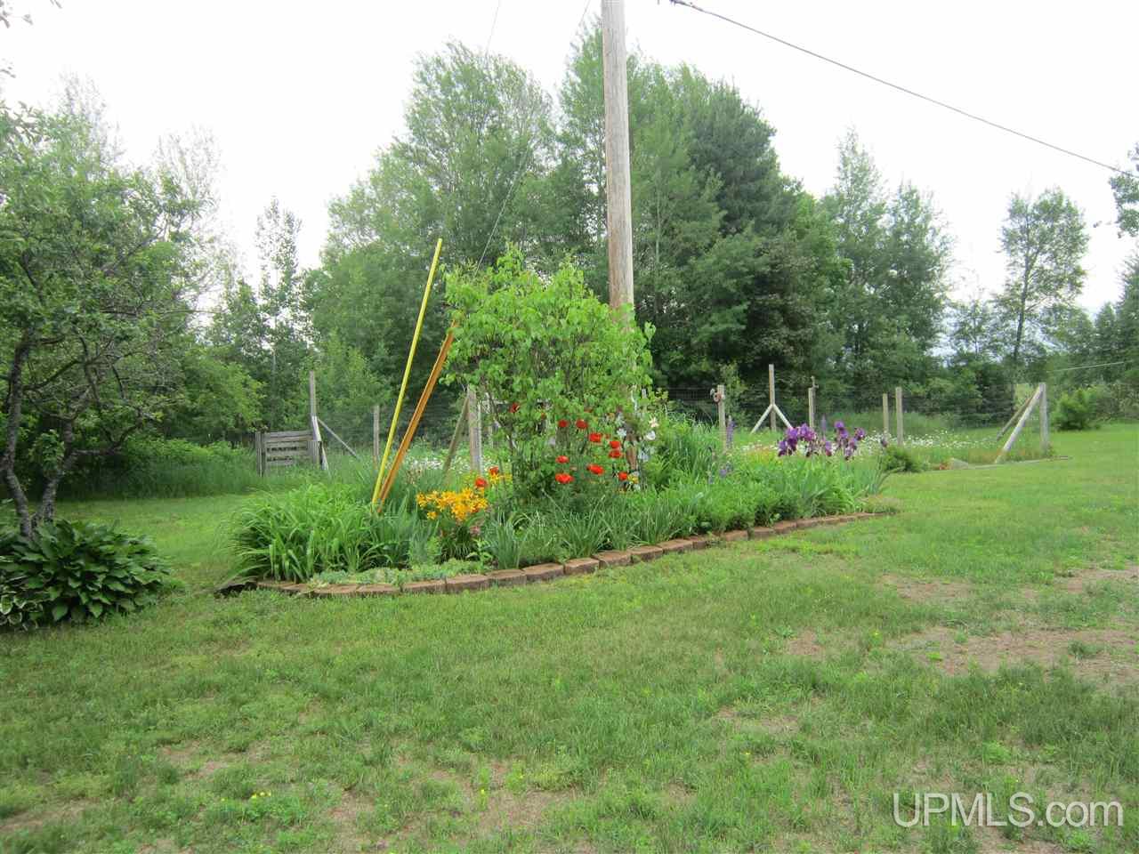 E9516 Lehnen Road Munising, MI 49862 - Photo 27 of 36 Gallery Image 27