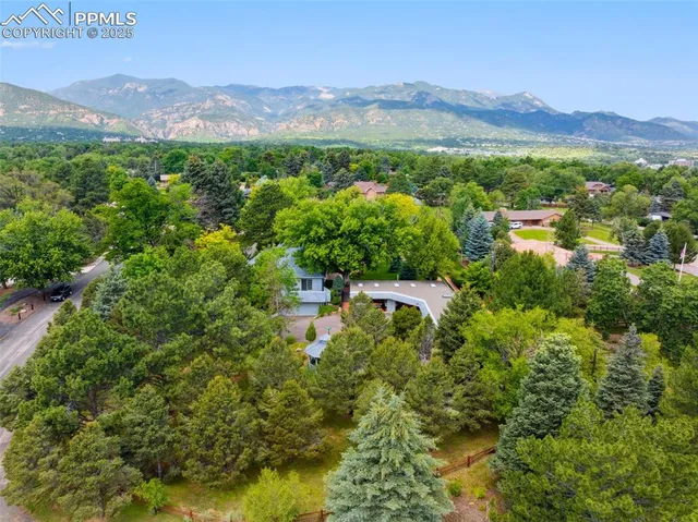 $1,350,000 | 20 Cypress Lane, Colorado Springs, CO 80906