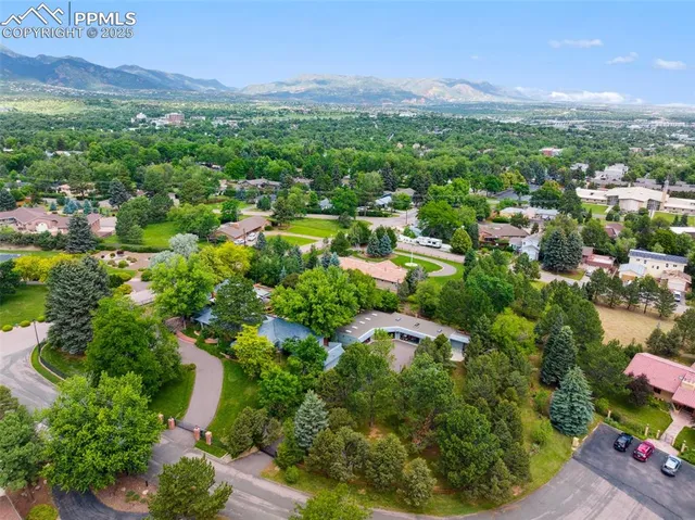 $1,350,000 | 20 Cypress Lane, Colorado Springs, CO 80906