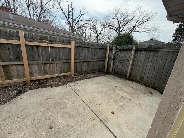 $1,725 | 26 East Washington Avenue, Unit 1, Lake Bluff, IL 60044