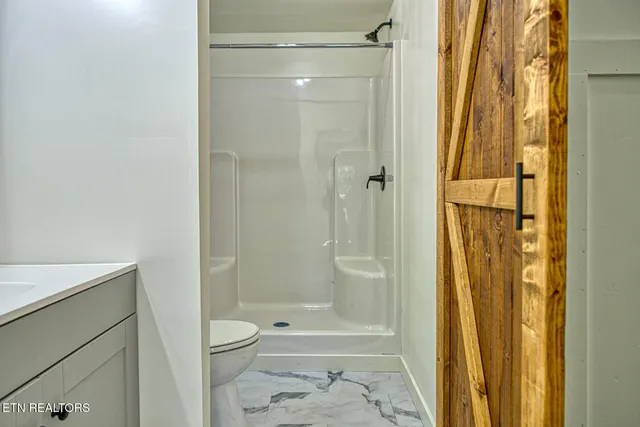 $249,900 | 2204 Wartrace Highway, Whitleyville, TN 38588