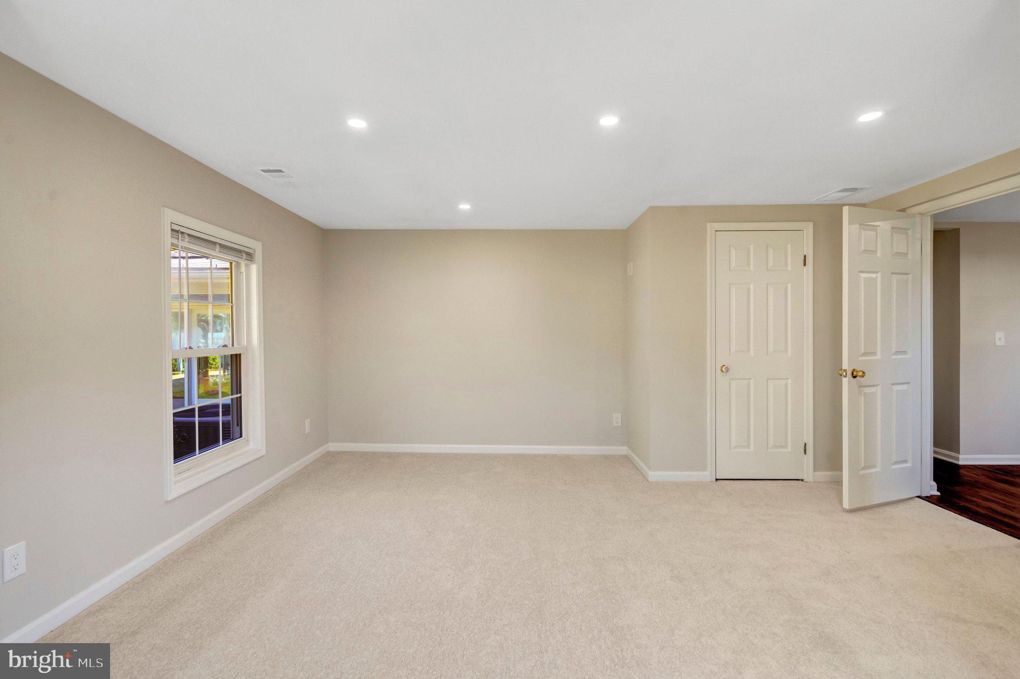 9008 Rugby Road Manassas Park, VA 20111 - Photo 23 of 39 Bedroom 2