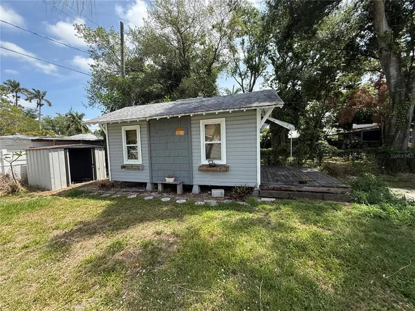 $302,500 | 2722 9th Avenue West, Bradenton, FL 34205