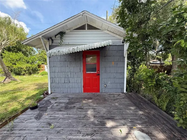 $302,500 | 2722 9th Avenue West, Bradenton, FL 34205