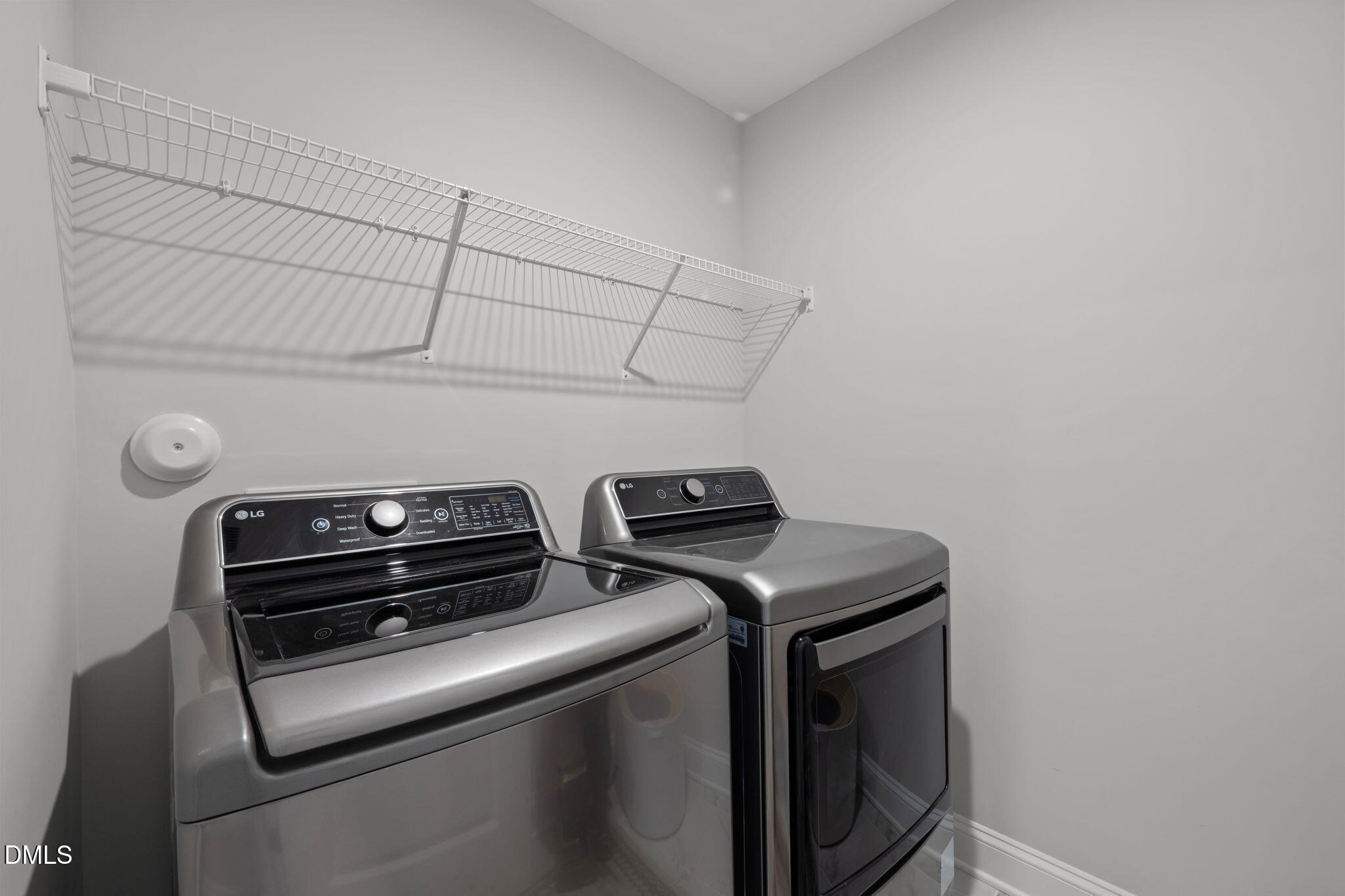 6523 Amber Springs Drive Durham, NC 27713 - Photo 23 of 32 a close up of a stove top oven