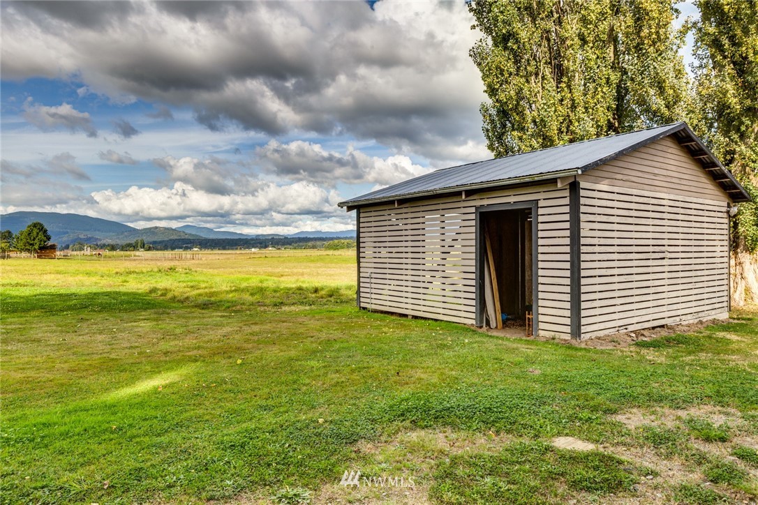 15617 Field Road Bow, WA 98232 - Photo 35 of 39 Gallery Image 35
