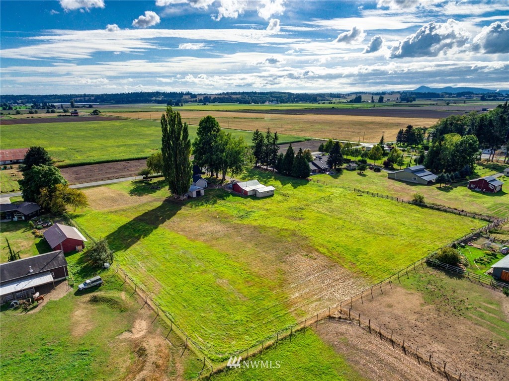 15617 Field Road Bow, WA 98232 - Photo 37 of 39 Gallery Image 37