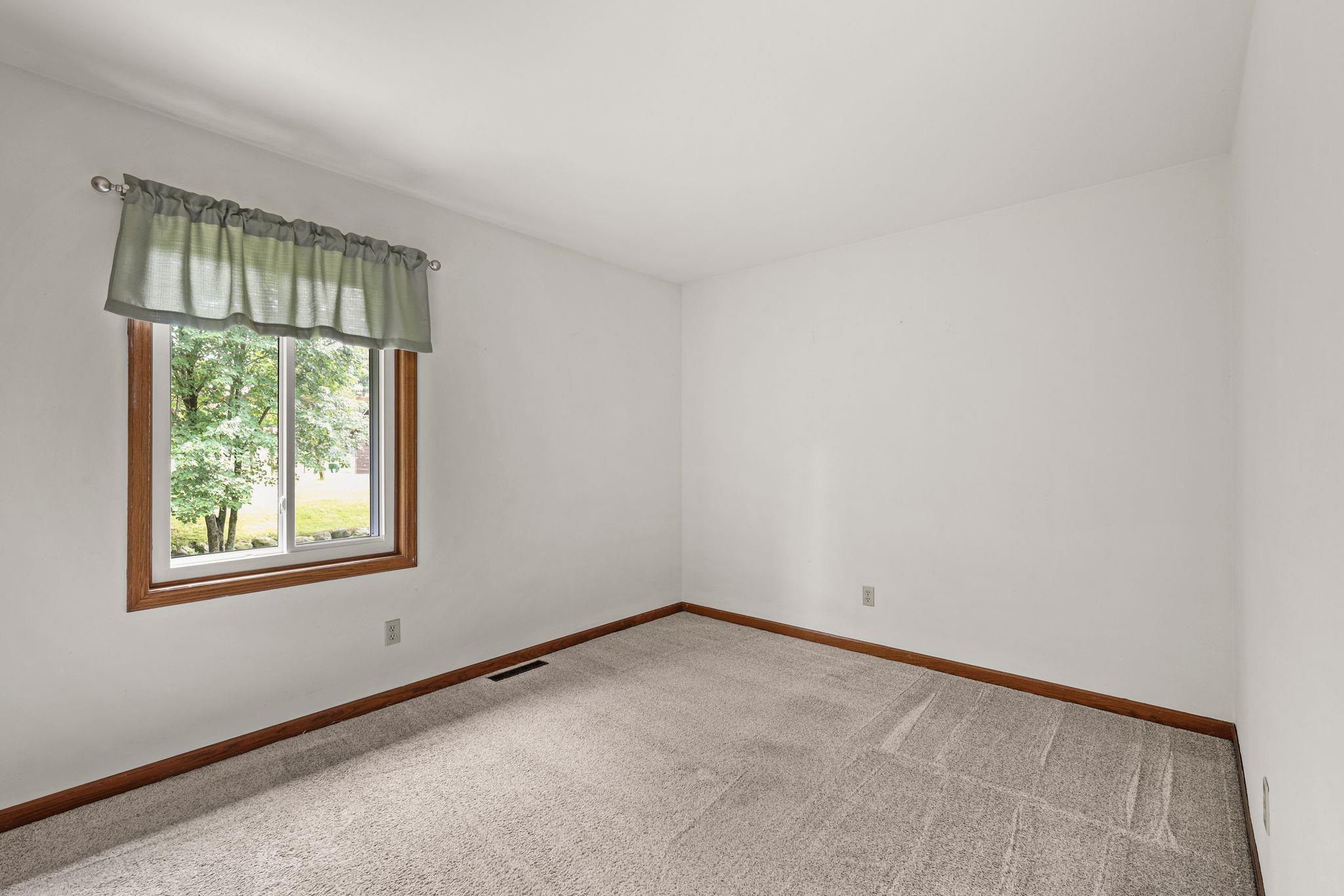3702 Spring Hill Court Middleton, WI 53562 - Photo 29 of 51