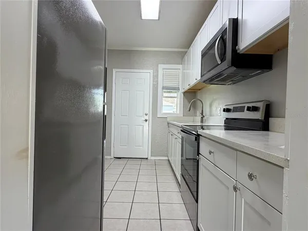 $1,350 | 1019 2nd Street Southeast, Winter Haven, FL 33880