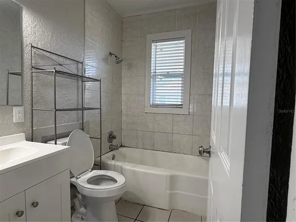 $1,350 | 1019 2nd Street Southeast, Winter Haven, FL 33880