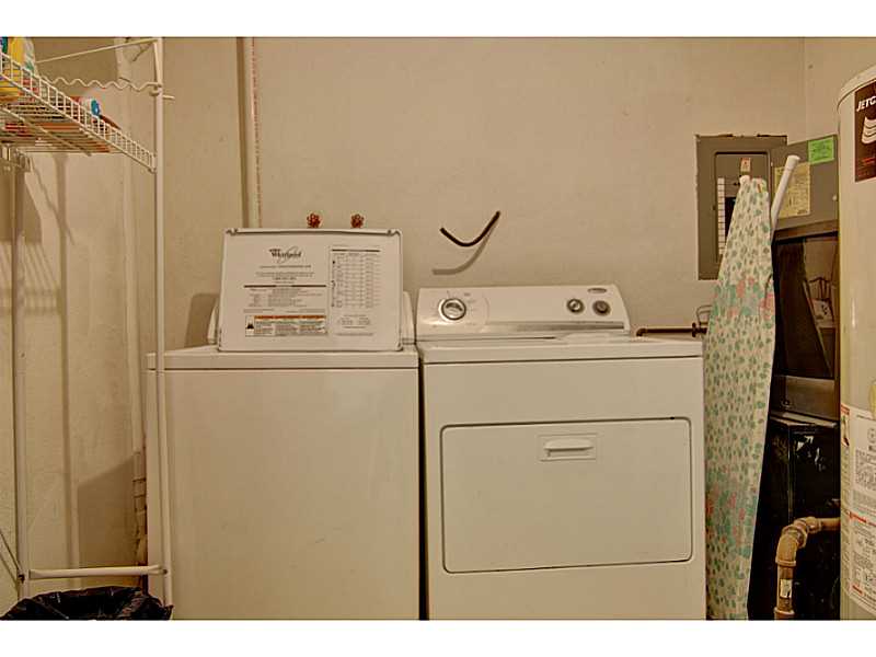 50 Glocester Road Narragansett, RI 02882 - Photo 20 of 25 Laundry Room.
