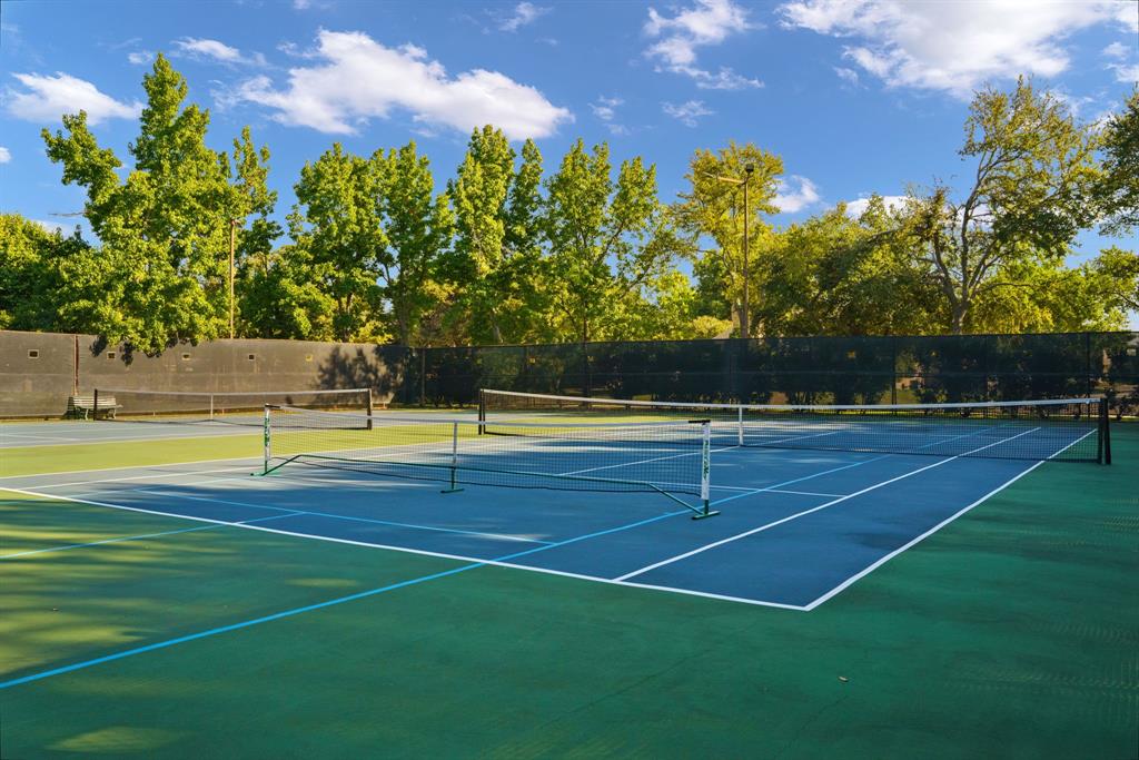 6512 Mc Cormick Ranch Court Plano, TX 75023 - Photo 27 of 40 a view of a tennis court