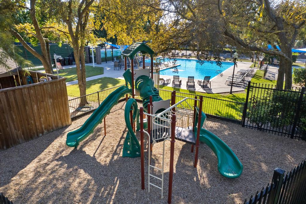 6512 Mc Cormick Ranch Court Plano, TX 75023 - Photo 36 of 40 a view of outdoor space with seating area