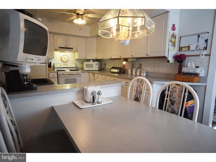 136 Upland Road Havertown, PA 19083 - Photo 12 of 23 Kitchen