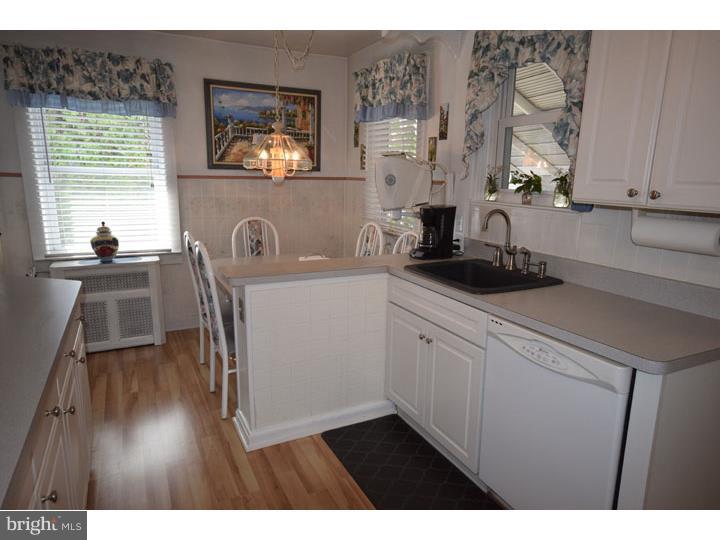 136 Upland Road Havertown, PA 19083 - Photo 10 of 23 Kitchen