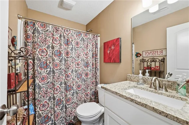 $305,000 | 902 Highland Street, Pleasant Hill, MO 64080