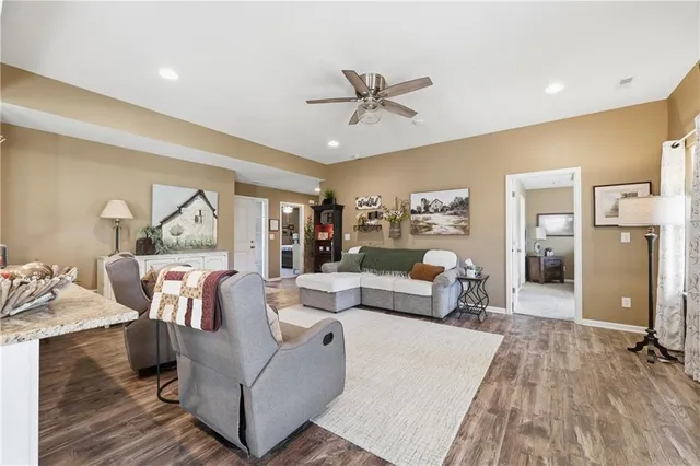 $305,000 | 902 Highland Street, Pleasant Hill, MO 64080