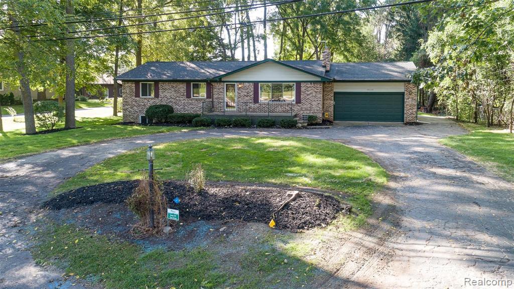 35115 West 13 Mile Road Farmington Hills, MI 48331 - Photo 4 of 50