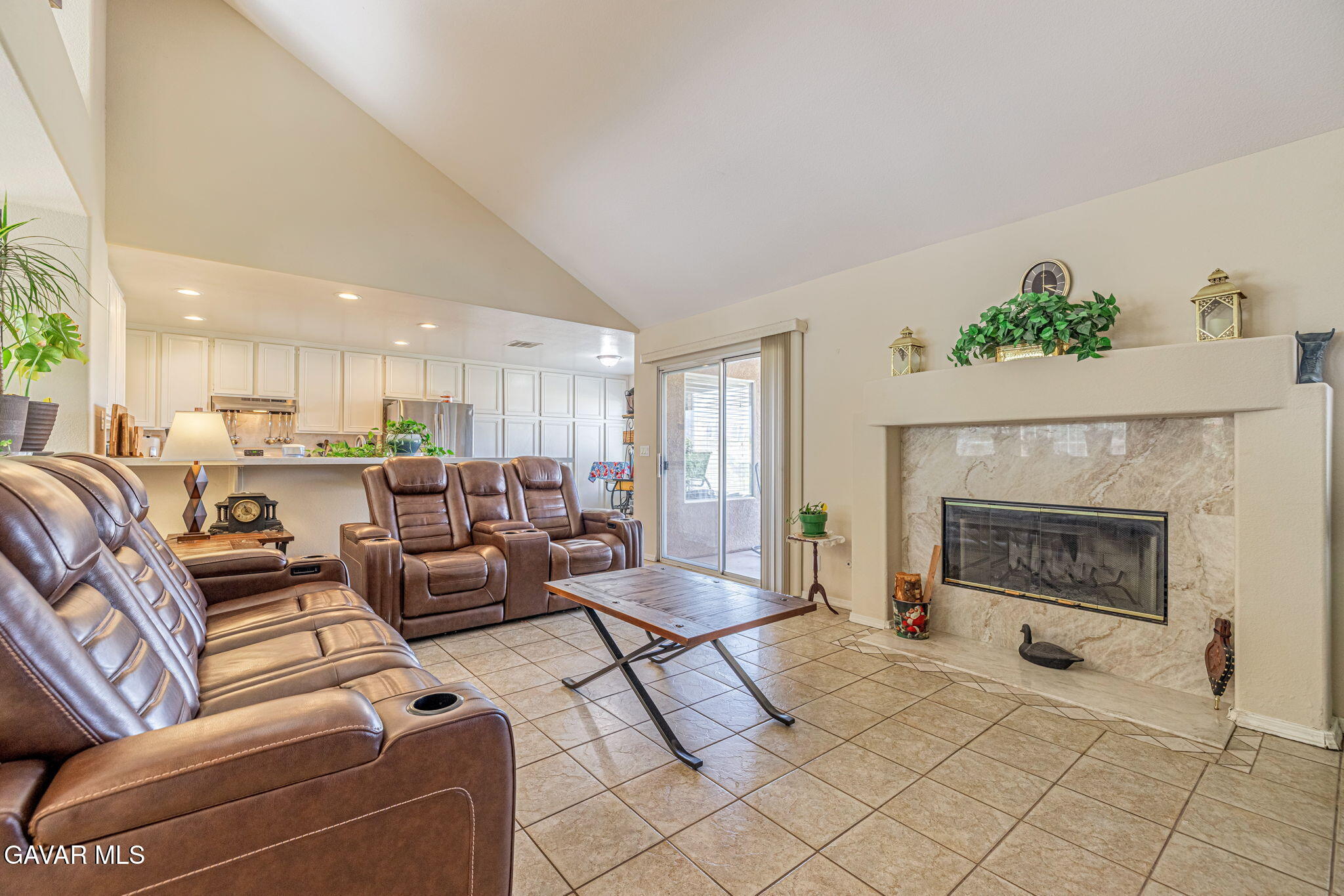 37064 Springfield Street Palmdale, CA 93552 - Photo 16 of 46 16-web-or-mls-AVOH--38
