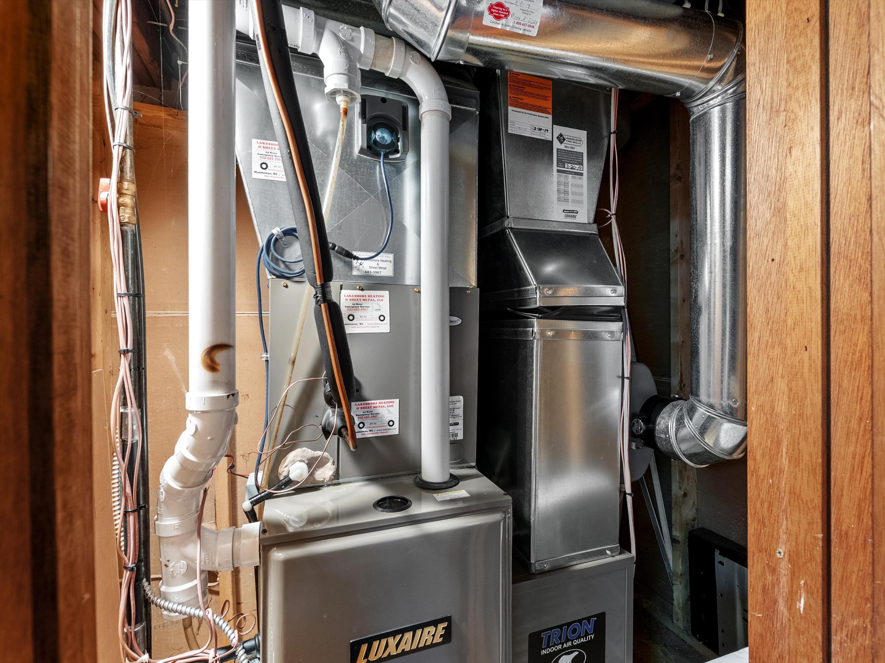 1422 South 35th Street Manitowoc, WI 54220 - Photo 17 of 28 Top Tier Furnace with UV Light