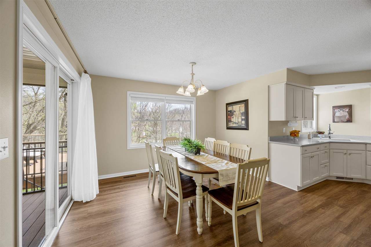 1926 Meadow Ridge Lane Iowa City, IA 52245 - Photo 6 of 44 Gallery Image 6