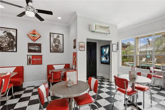 $825,000 | 2 Squirewood Court, Harvey, LA 70058