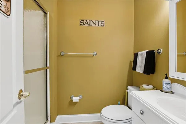 $825,000 | 2 Squirewood Court, Harvey, LA 70058