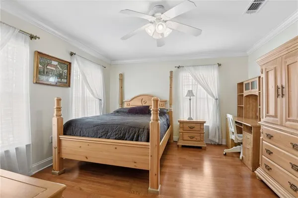 $825,000 | 2 Squirewood Court, Harvey, LA 70058