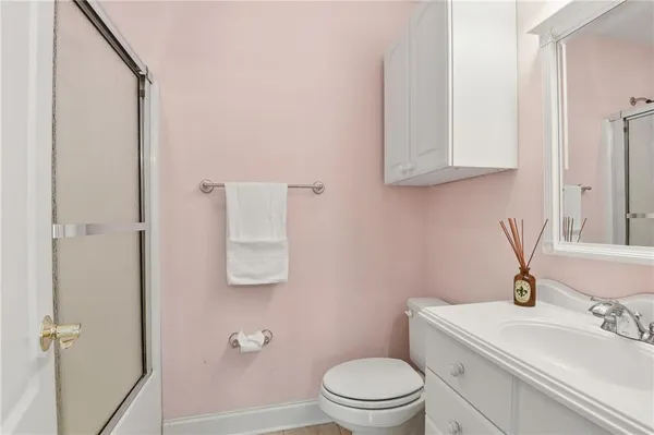 $825,000 | 2 Squirewood Court, Harvey, LA 70058