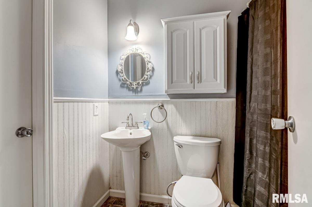 1924 Stonehenge Road Springfield, IL 62702 - Photo 18 of 22