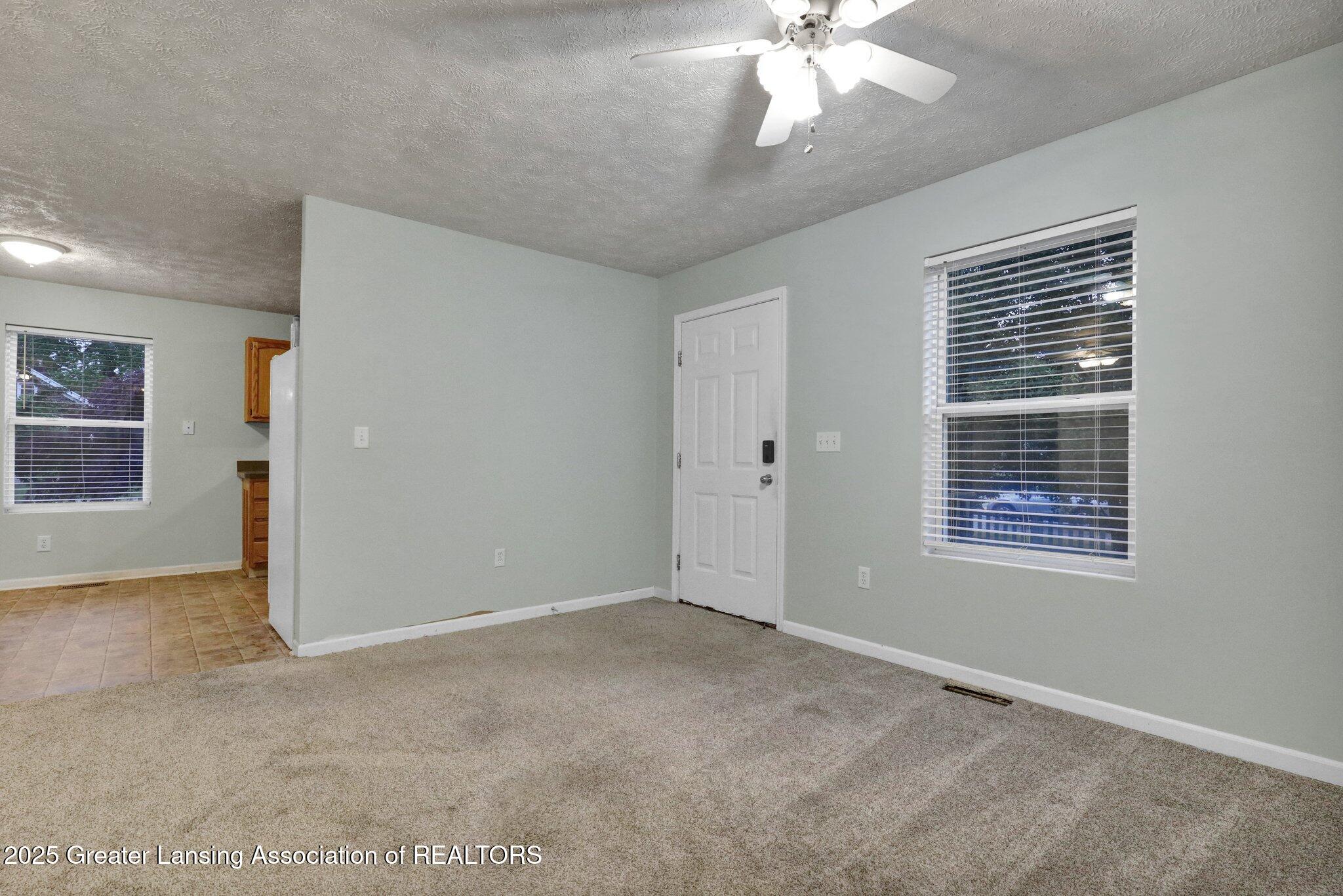 1015 Lake Lansing Road Lansing, MI 48906 - Photo 11 of 27 19-web-or-mls-Open Ended Media-8