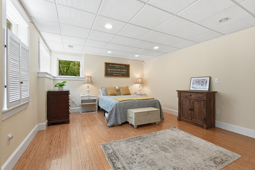 409 Henry Street Amherst, MA 01002 - Photo 36 of 42
