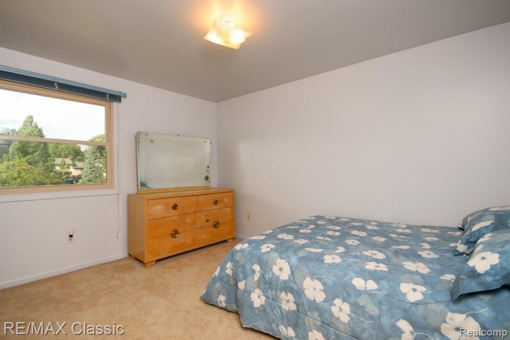 46461 Strathmore Road Plymouth, MI 48170 - Photo 46 of 59 IMG_7158 (Custom).jpg