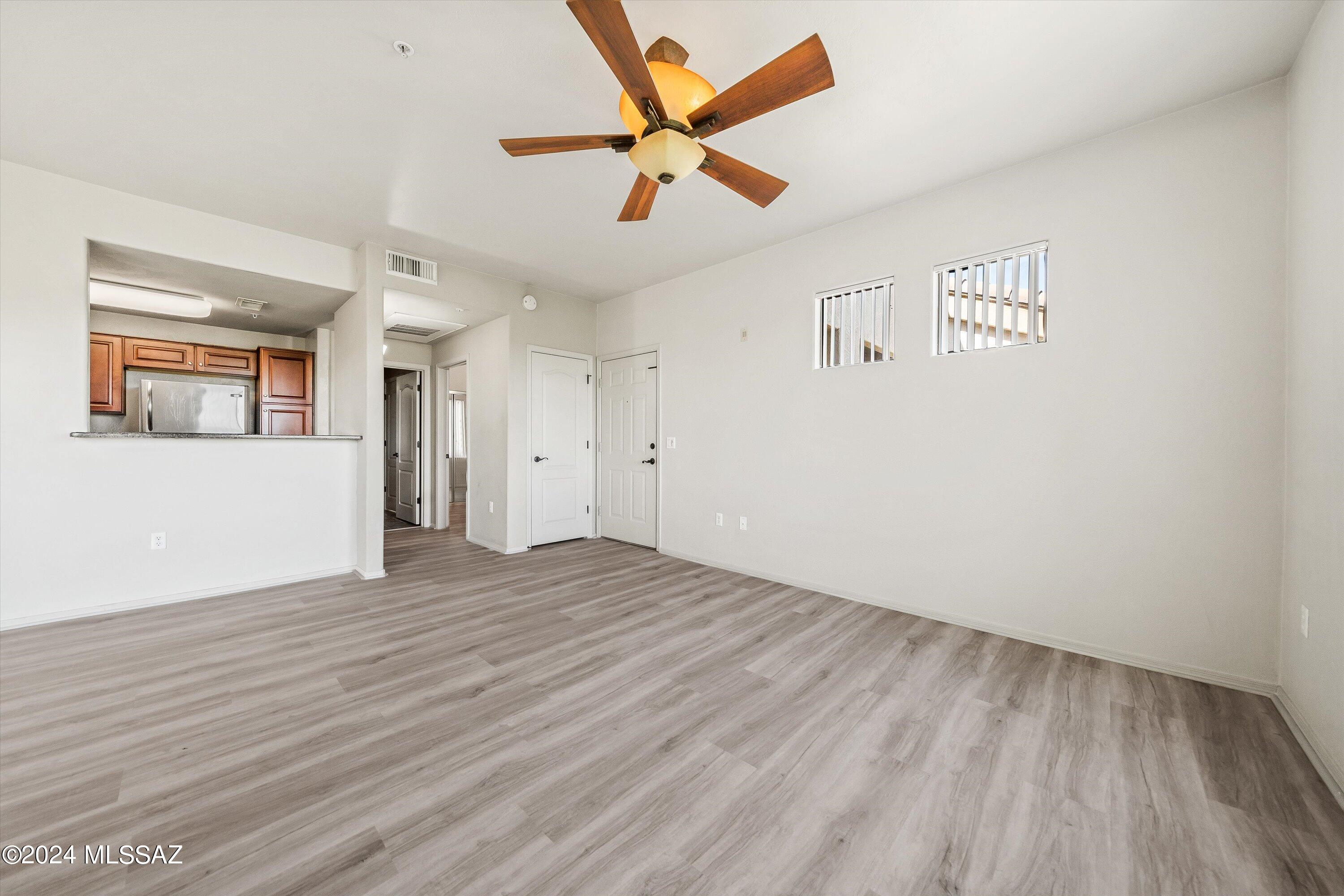 2550 East River Road, Unit 20302 Tucson, AZ 85718 - Photo 9 of 39