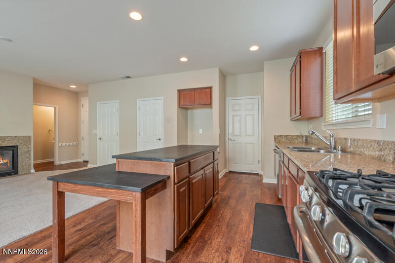 1052 Crown View Drive Reno, NV 89523 - Photo 4 of 19 1052 Crown View Drive (6 of 19)