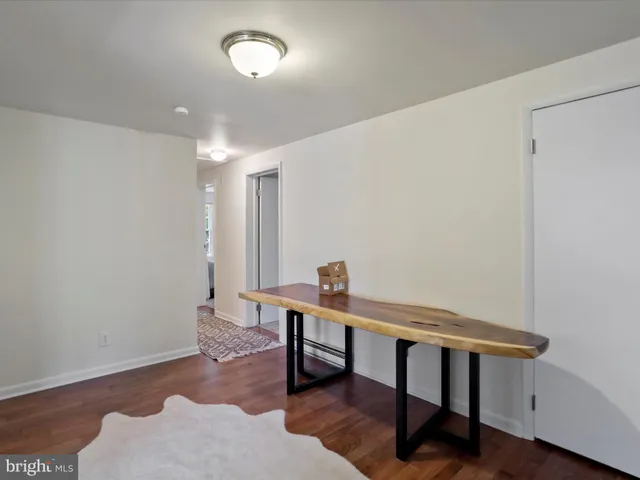 $398,900 | 999 Aspero Lane, Falling Waters, WV 25419