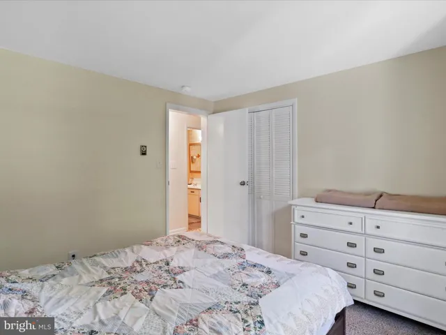 $398,900 | 999 Aspero Lane, Falling Waters, WV 25419